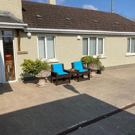 Deeleview Apartment Lifford Bagian luar foto