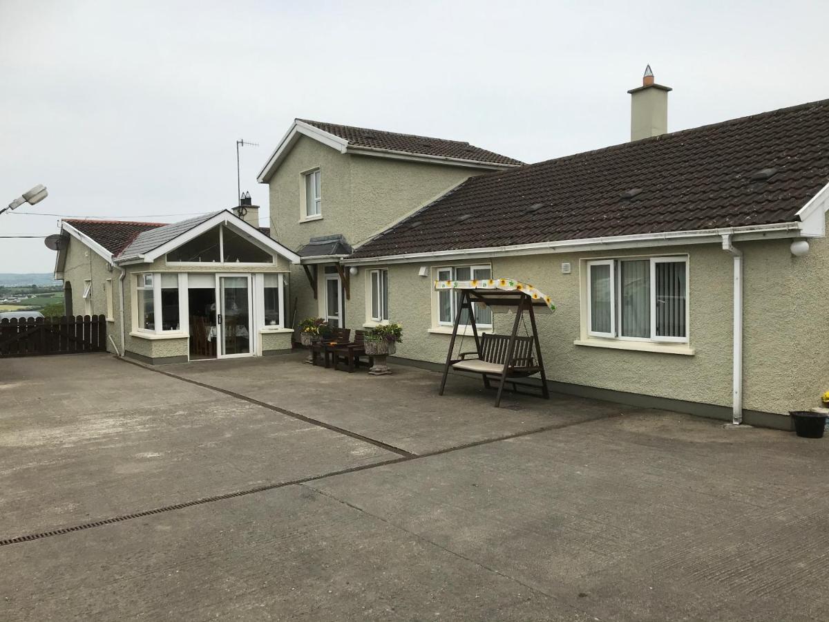 Deeleview Apartment Lifford Bagian luar foto