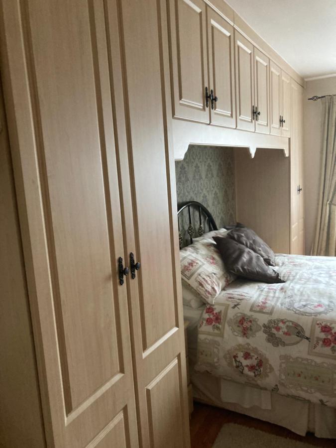 Deeleview Apartment Lifford Bagian luar foto