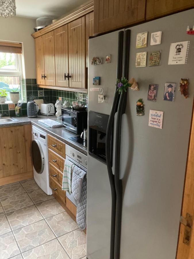 Deeleview Apartment Lifford Bagian luar foto